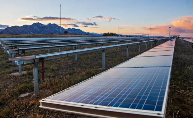 Solar Inverters and Battery Storage: The Future of Power