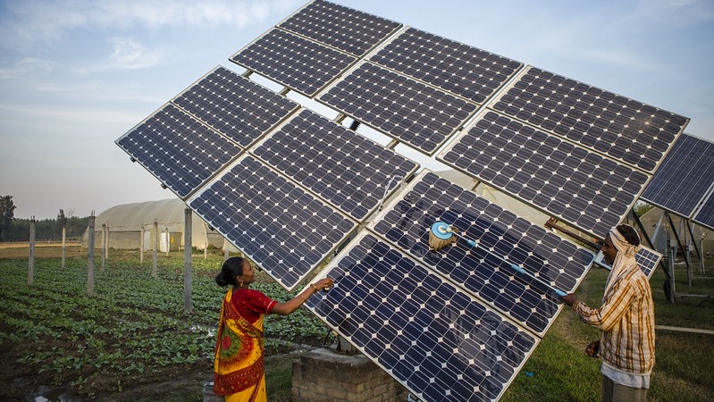 Solar Recycling & E-Waste Laws: What Homeowners in India Need to Know