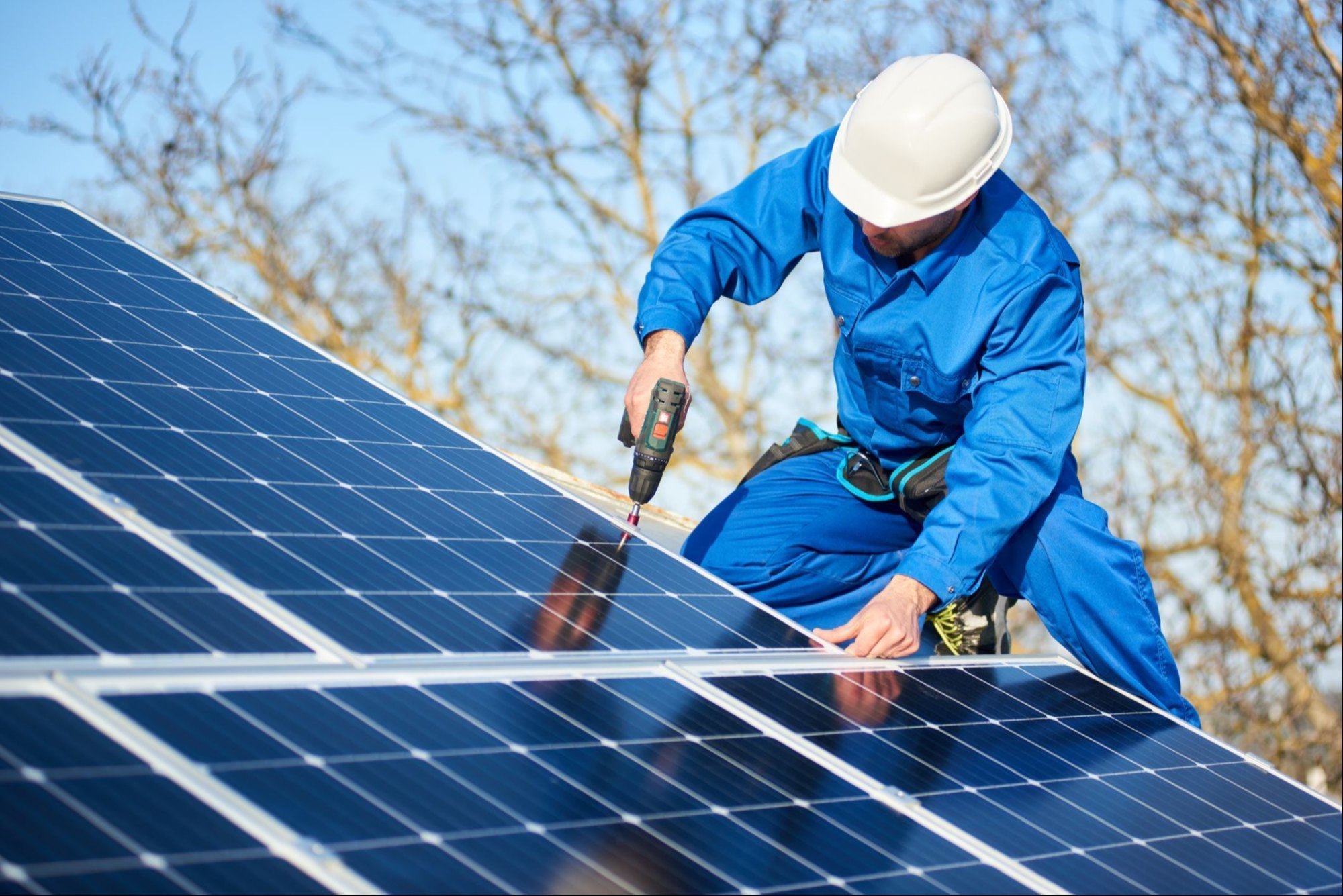 🌞 Solar Panels Will Be Cheaper Than Ever—But When?